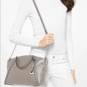 🩶 Michael Kors Grey Chainlink Purse